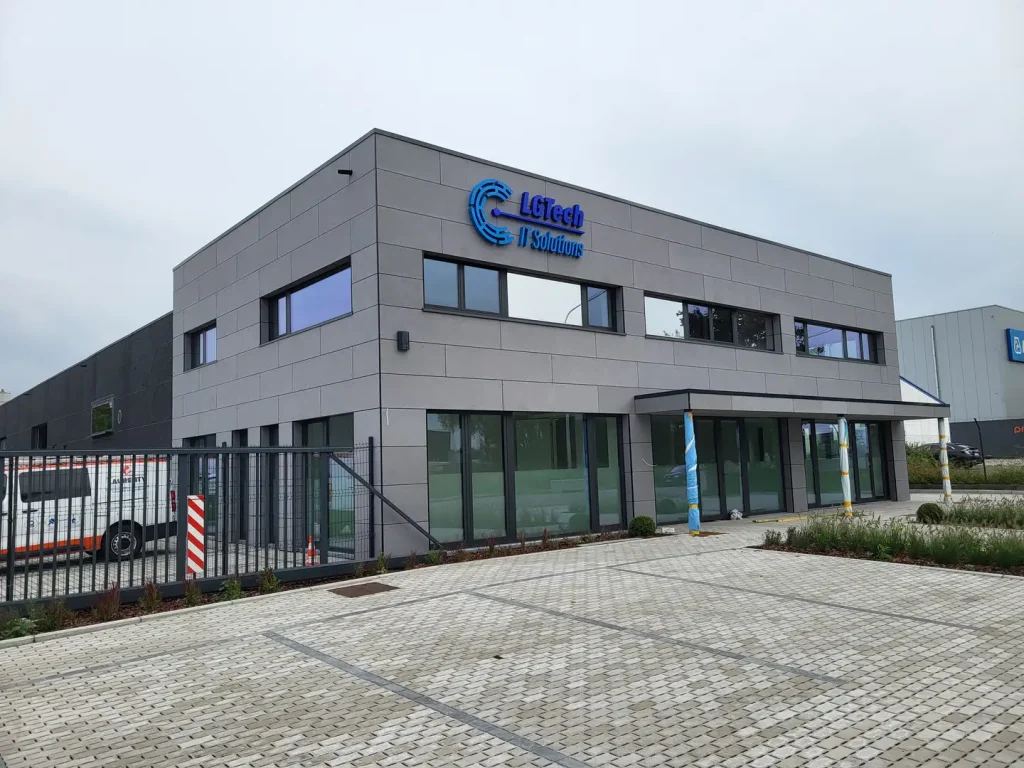 Facade Inspiration (25)